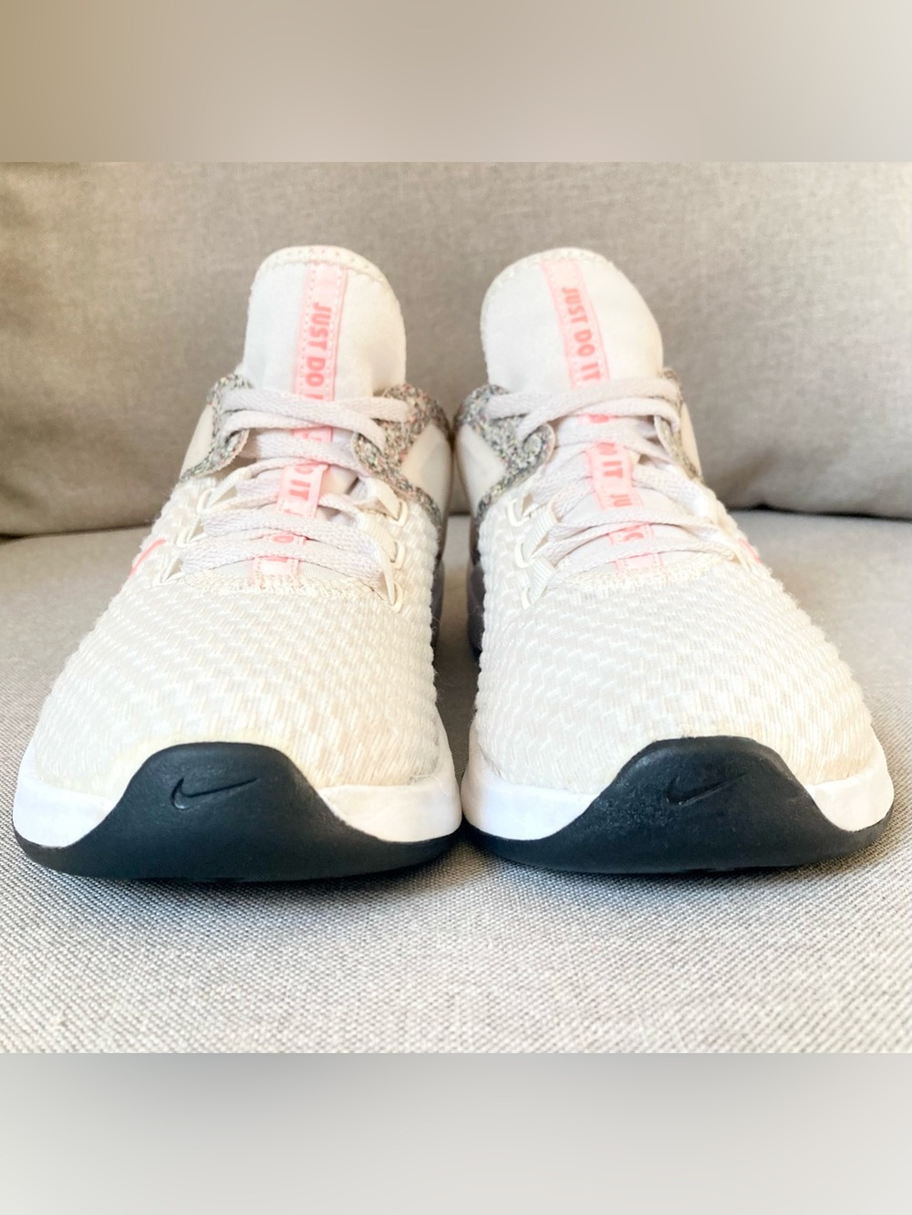 Nike Air Max Bella TR 2 Training Sneakers Phantom Lava Glow White Pink Women 7.5 - Picture 5 of 9